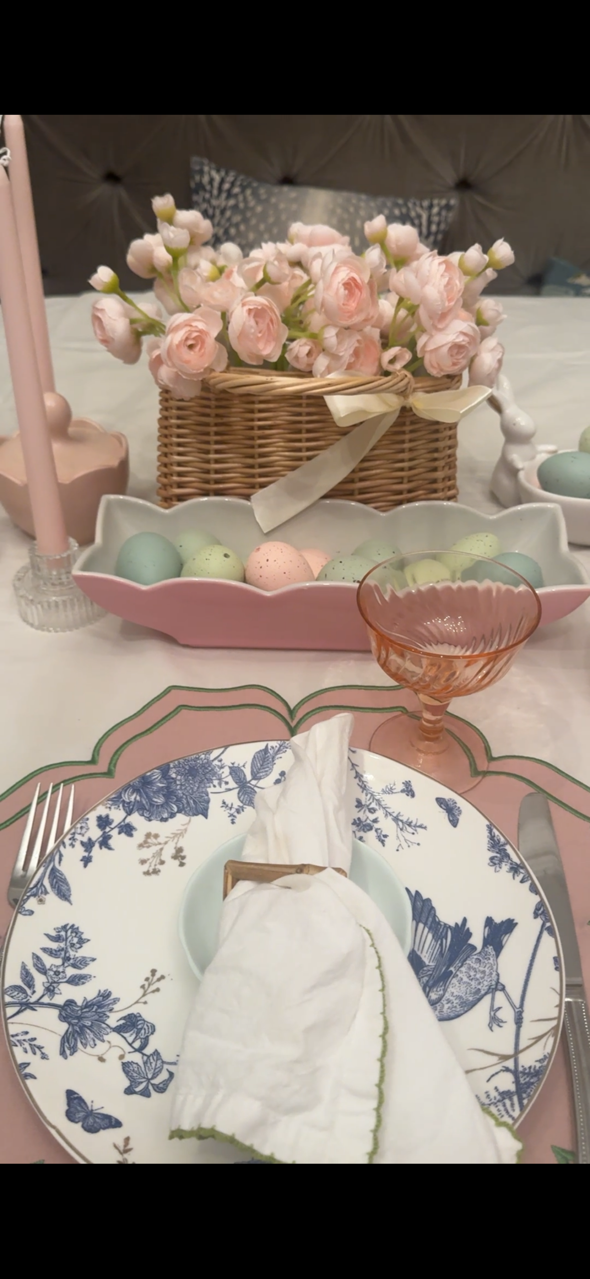 Creating an Elegant Easter Table: Blending Vintage Charm with Modern Finds
